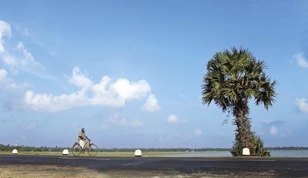 Sai Holiday Inn Jaffna Eksteriør billede